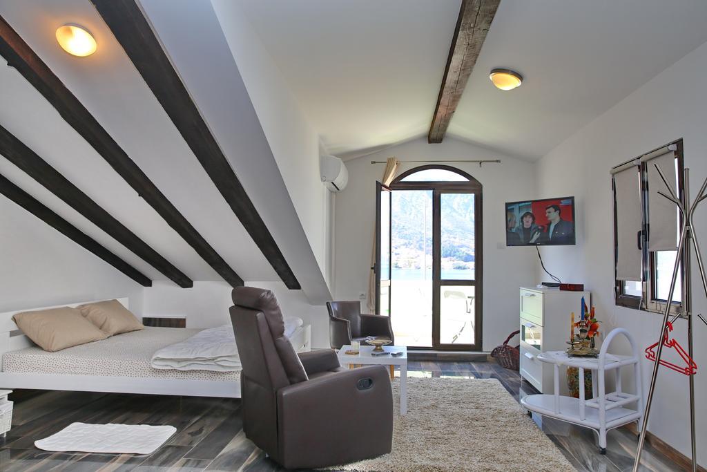 Apartment Jovana Cattaro Esterno foto
