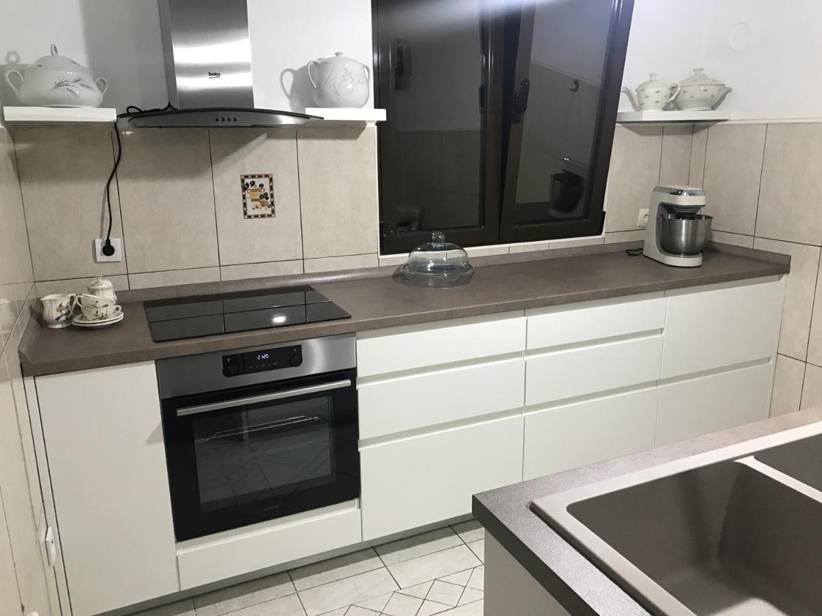 Apartment Jovana Cattaro Esterno foto